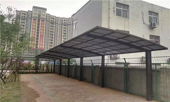 鋁合金車棚